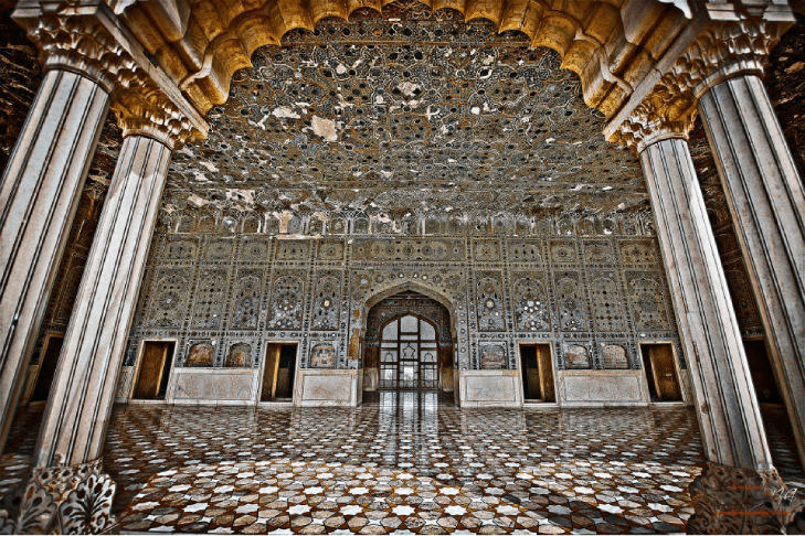 Sheesh Mahal,chiniot in Chiniot